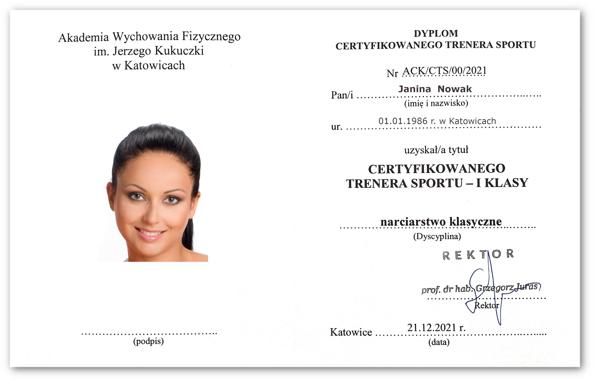 Grafika przedstawia otwarte świadectwo