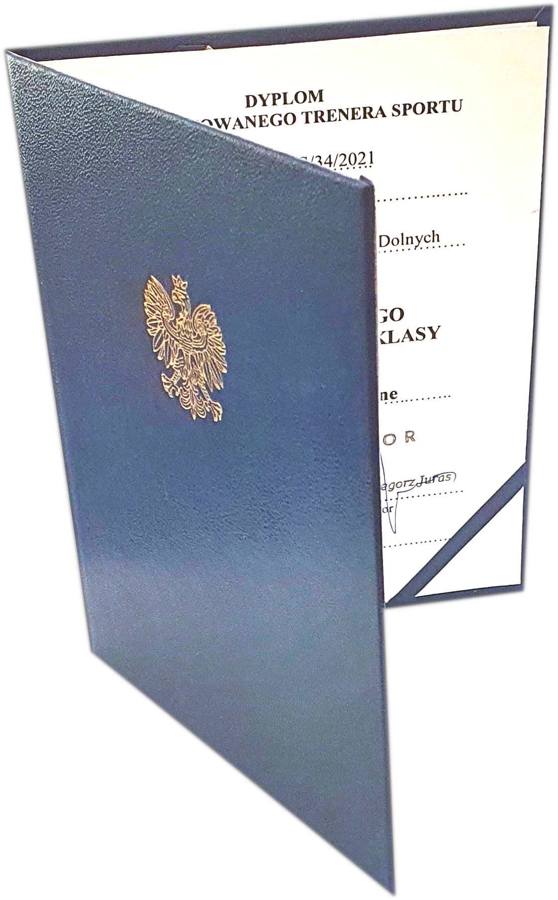 Grafika przedstawia otwarte świadectwo